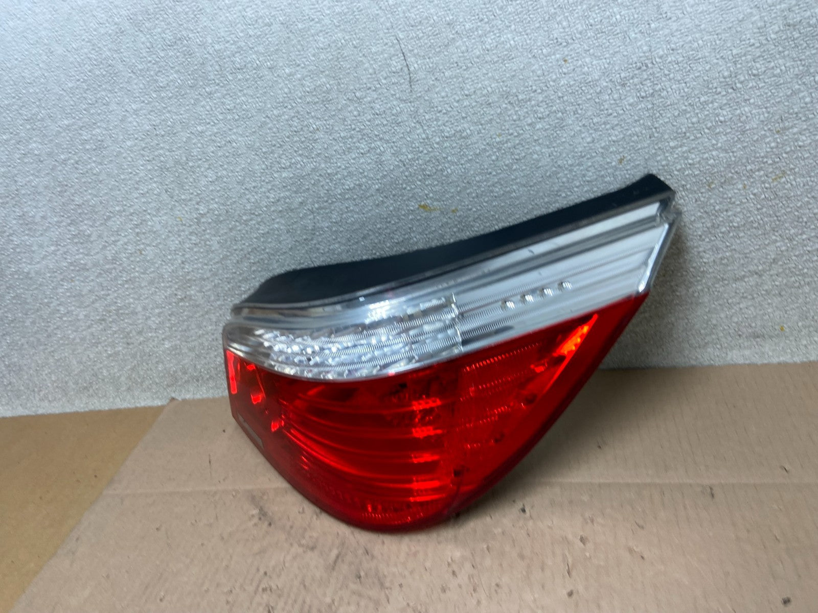 2008 2009 2010 BMW 5 525i 530i Right Passenger Rh Tail Side Light Oem Z4061 DW2
