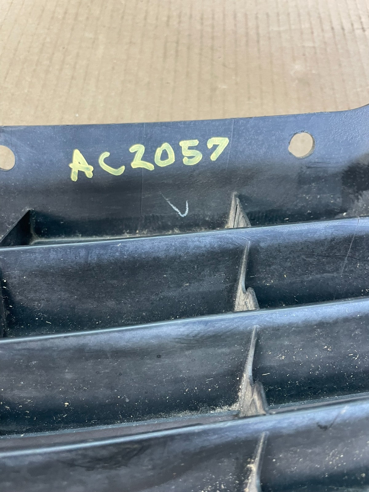 1999 2000 2001 Honda Odyssey  Front Upper Chrome Grille Grill AC2057 DG6