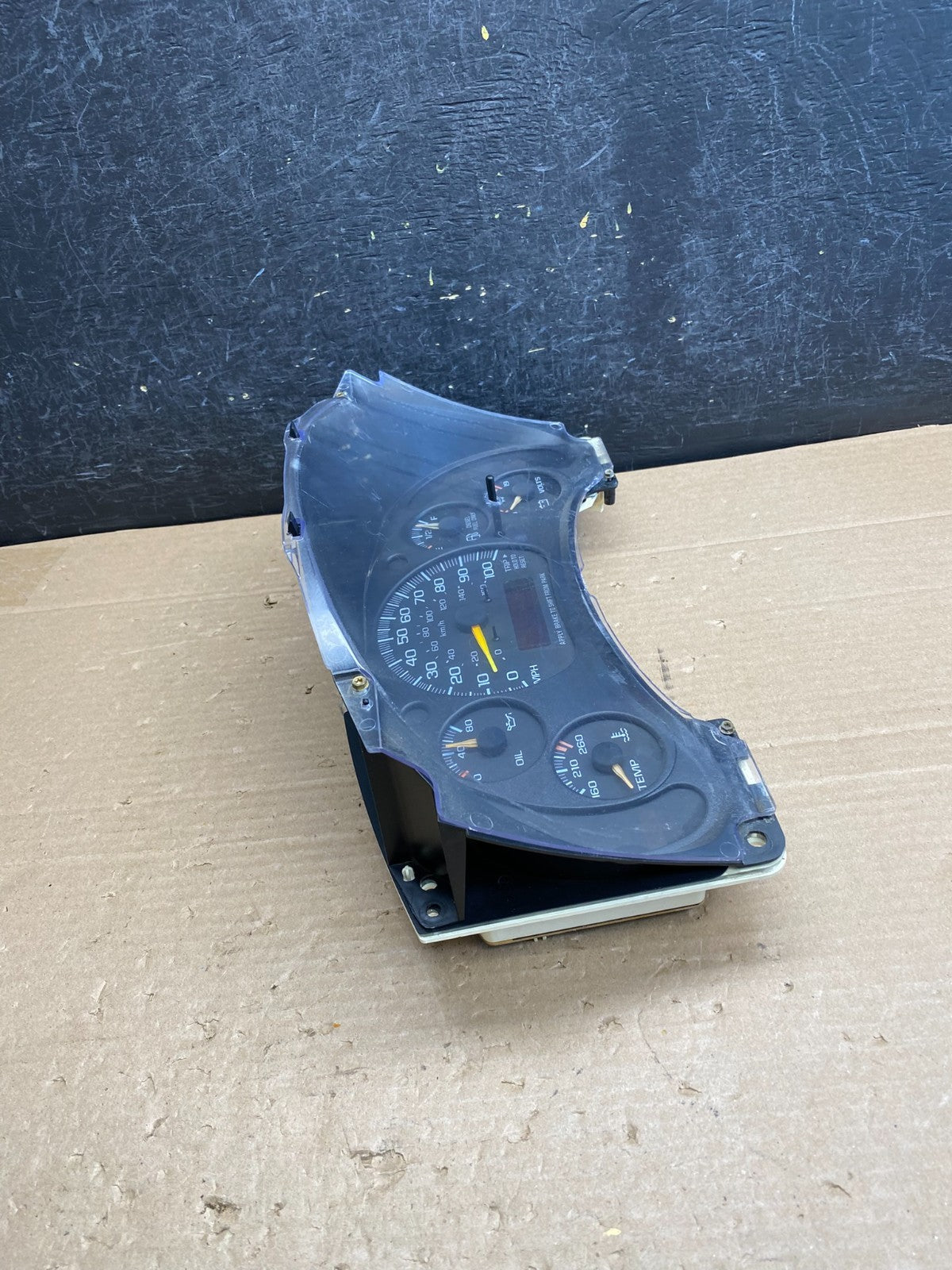 1996 to 2000 Chevrolet Express Speedometer Cluster Gauge AG6369 DG1