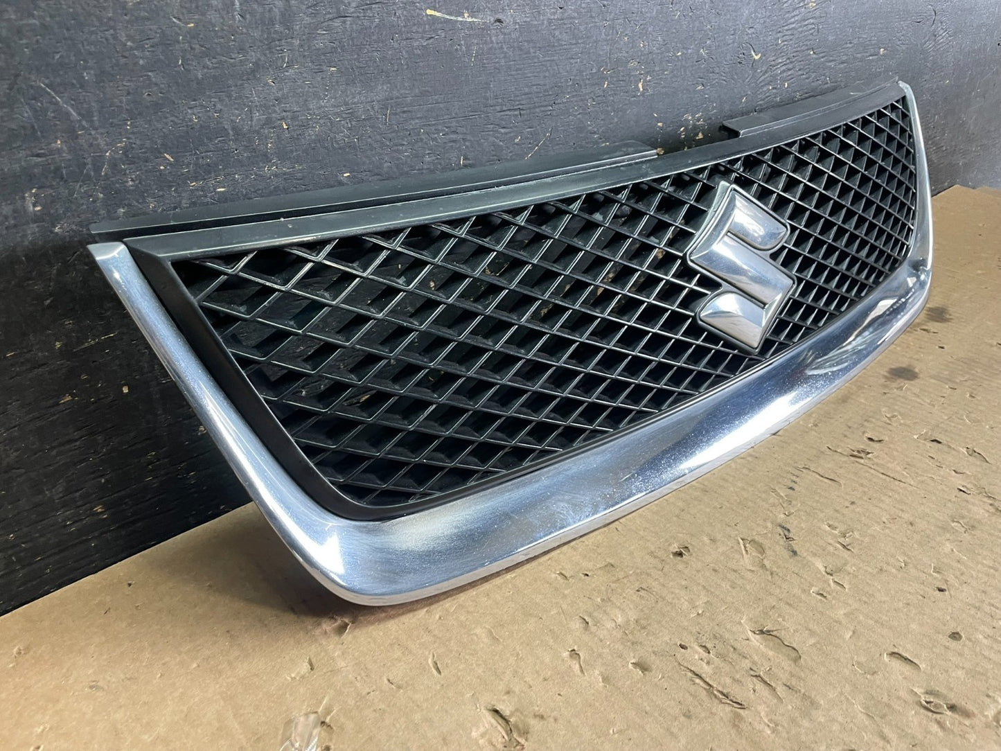 2006 2007 2008 Suzuki Grand Vitara Front Upper Grill Grille OEM Y9841 DG1