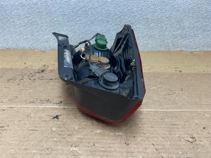 2001 2002 2003 2004 Mazda Tribute Right Passenger Rh Tail Light OEM AB5305 LK6