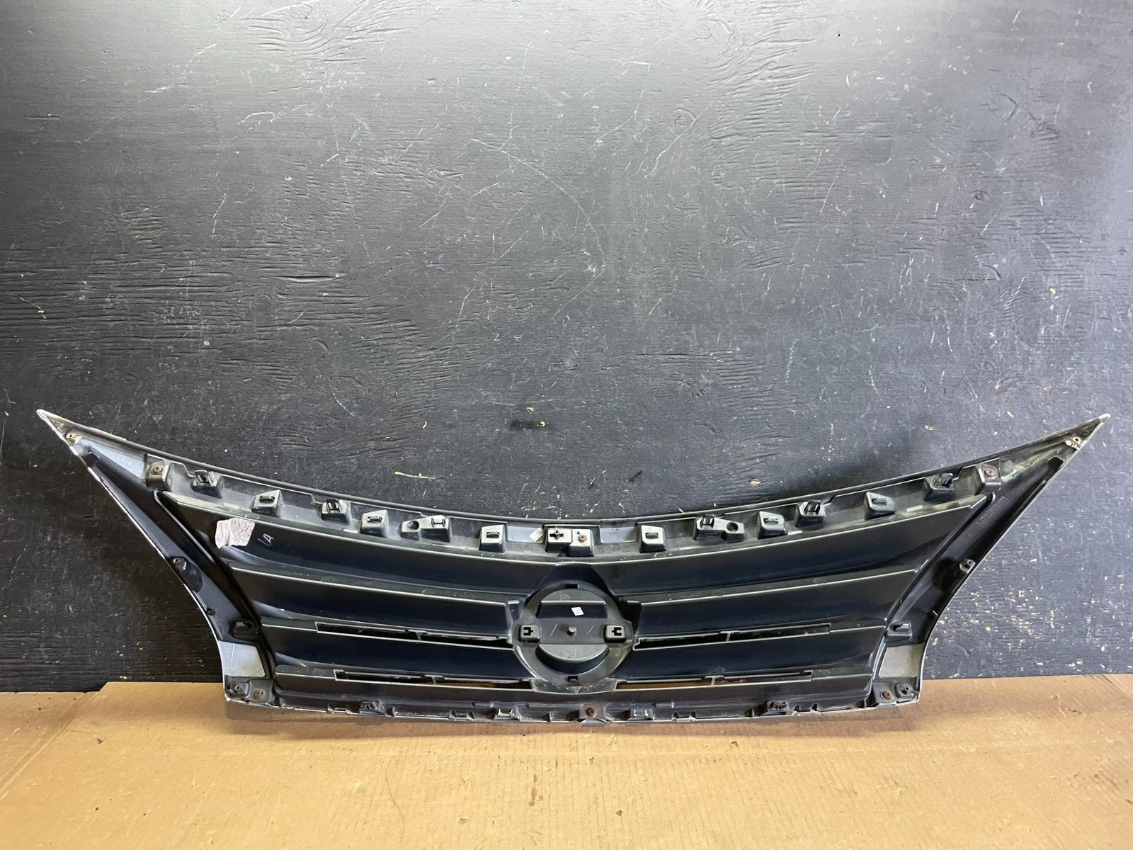 2013 to 2015 Nissan Altima Front Upper Grill Grille Sedan Oem AA2273 DG5