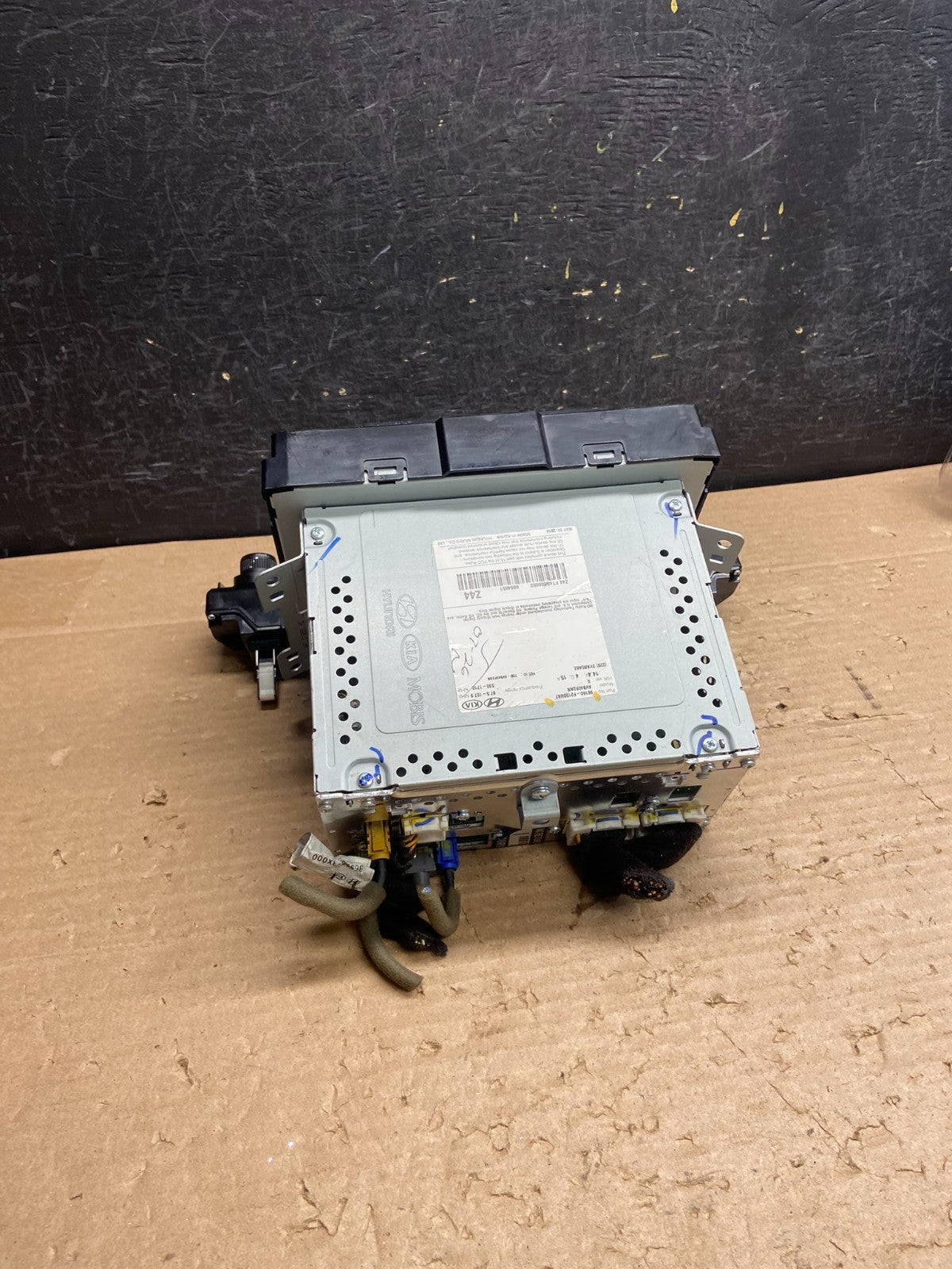 2017 to 2018 Hyundai Elantra Radio Clock Digital Player FM/AM ag8520 DG2