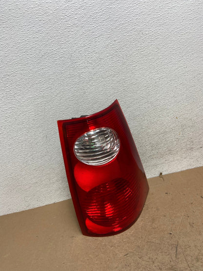 2001-2005 Ford Explorer Sport Trac Right Passenger RH Tail Light AF5688 LK2
