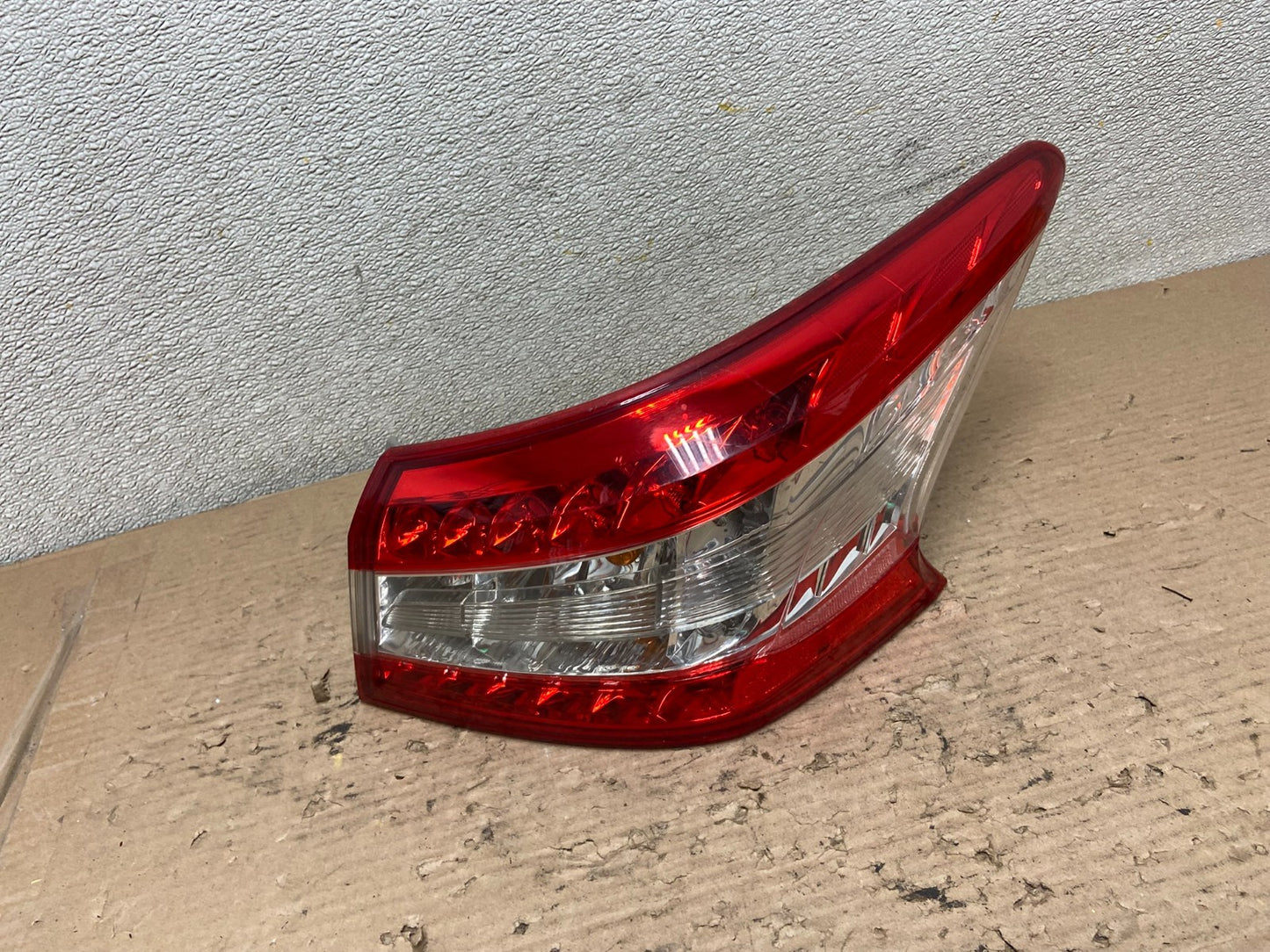 2013 2014 2015 Nissan Sentra Led Right Passenger Side Tail Light AA9794 LK0