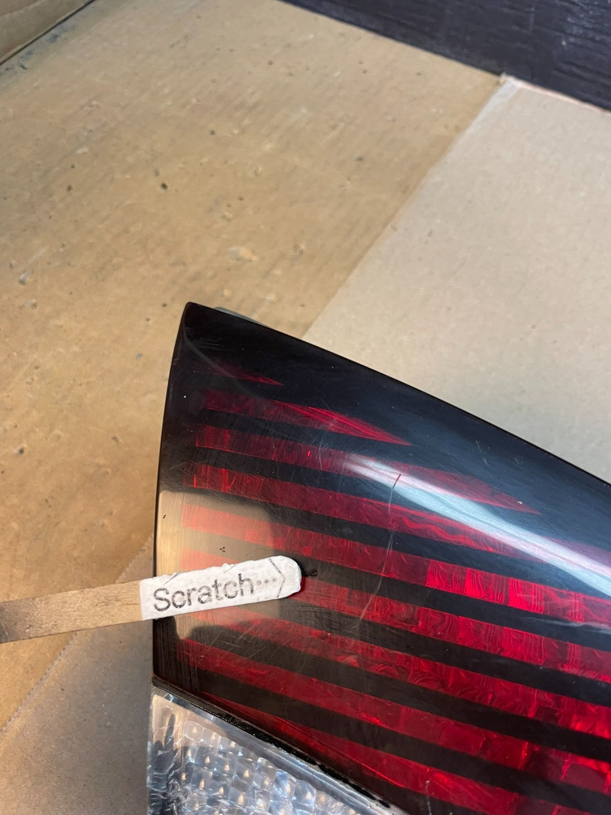 1996 to 1999 Pontiac Bonneville Tail Gate Tail Light Reverse light AB79206
