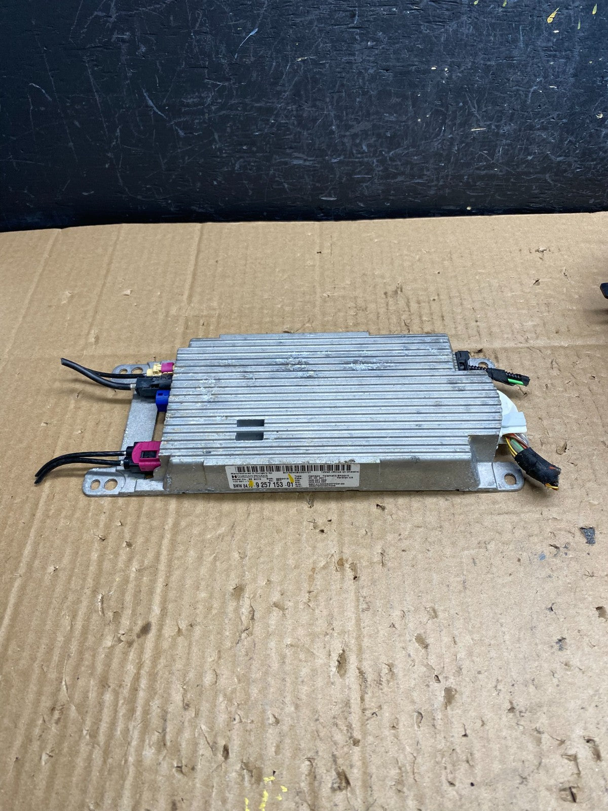 2011 to 2014 Bmw Bluetooth Control Module Computer Telematics AC9596 DG2
