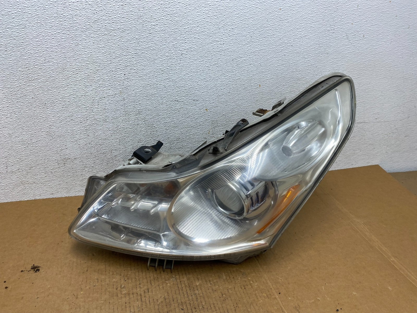 2007-2009 Infiniti G35 G37 Left Driver Hid Xenon Headlight Sedan AD9258 DW0