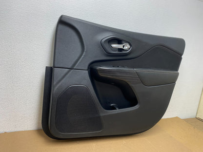 2014 to 2022 Jeep Cherokee Front Right Passenger Side Panel Door AD7864 DG2