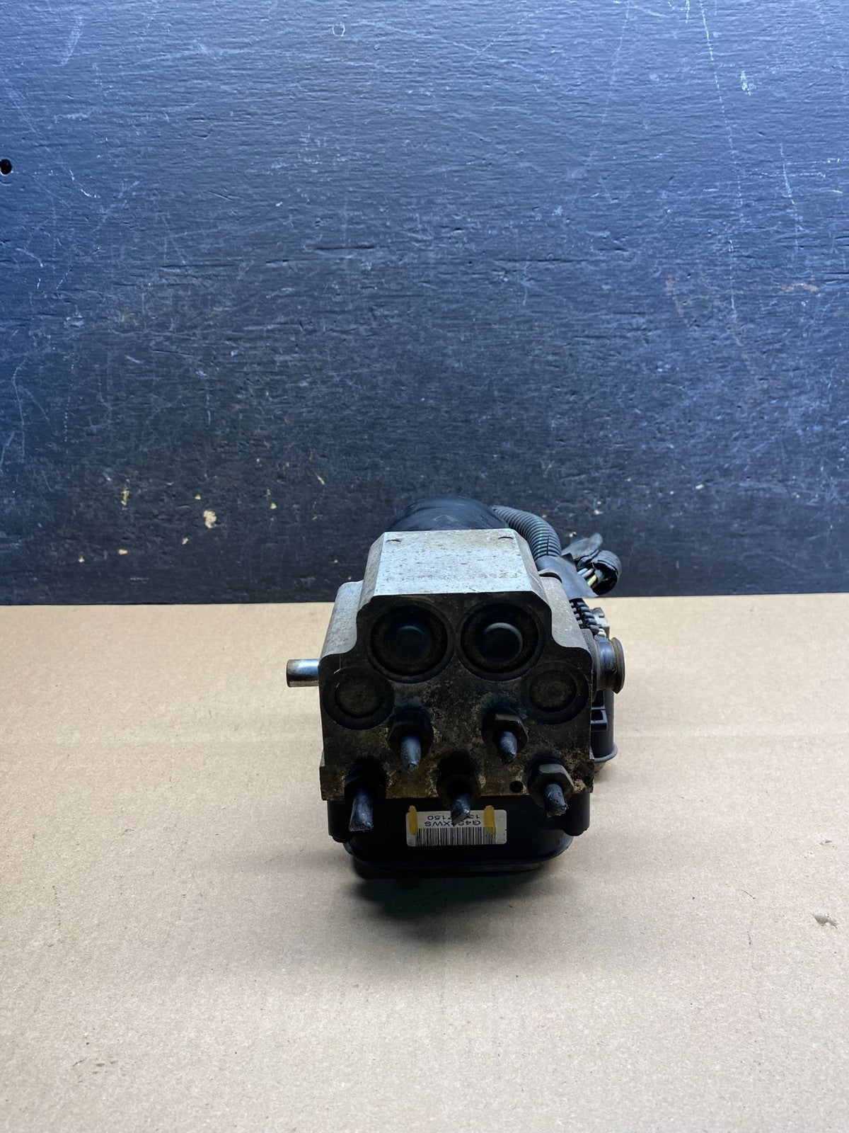 2005 - 2007 Chevy Express GMC Savana 1500 2500 ABS Anti Lock Brake Pump AI52542