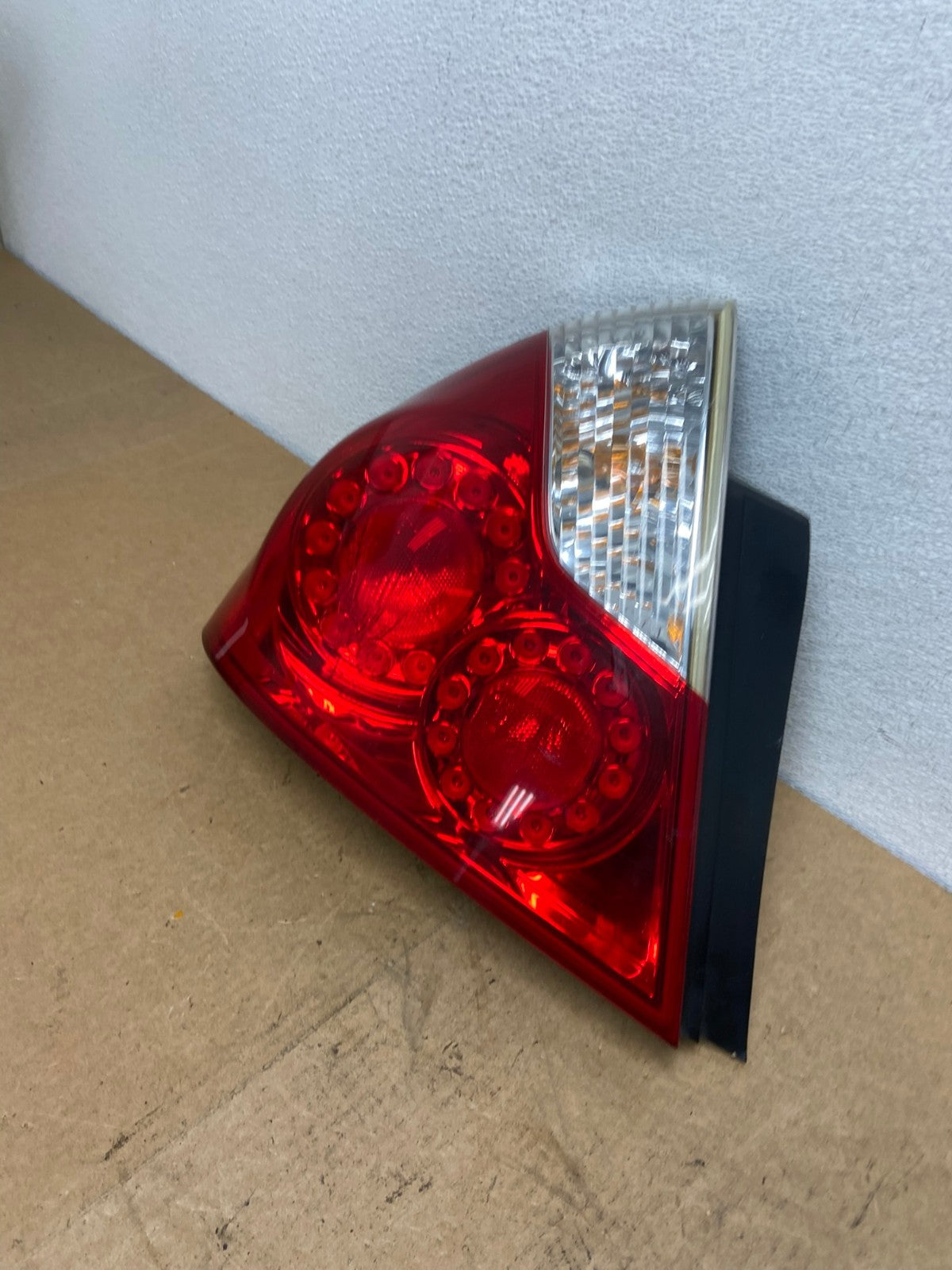 2006 2007 Infiniti M35 M35X M45 Left Driver LH Side Tail Light Oem AC3020 LK1