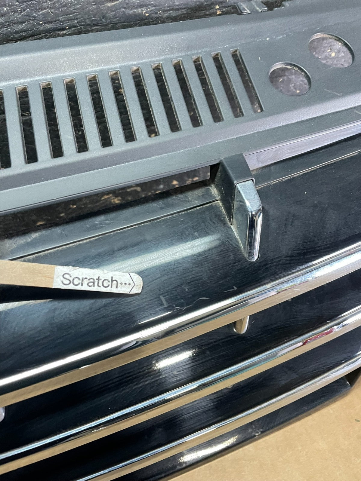 2016 to 2018 Volkswagen Passat Front Upper Grill Grille Oem AA9063 DG4