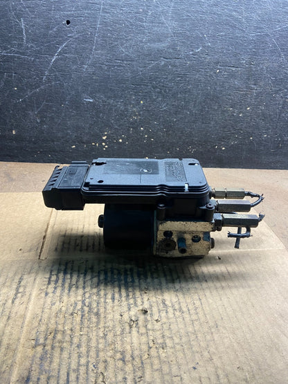 1999 to 2000 Ford F250 F350 SRW ABS Pump Control OEM 2c342c346be y4384 DG1