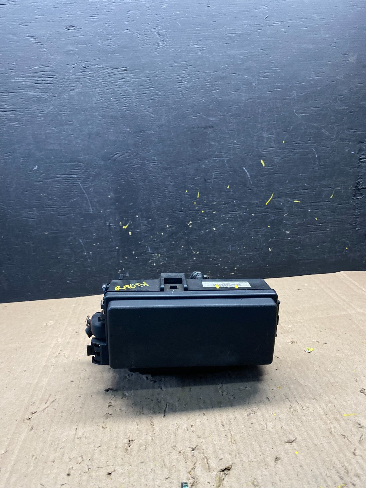 2007 Jeep Grand Cherokee Commander Fuse Box BCM Body Control Module R9051 DG0