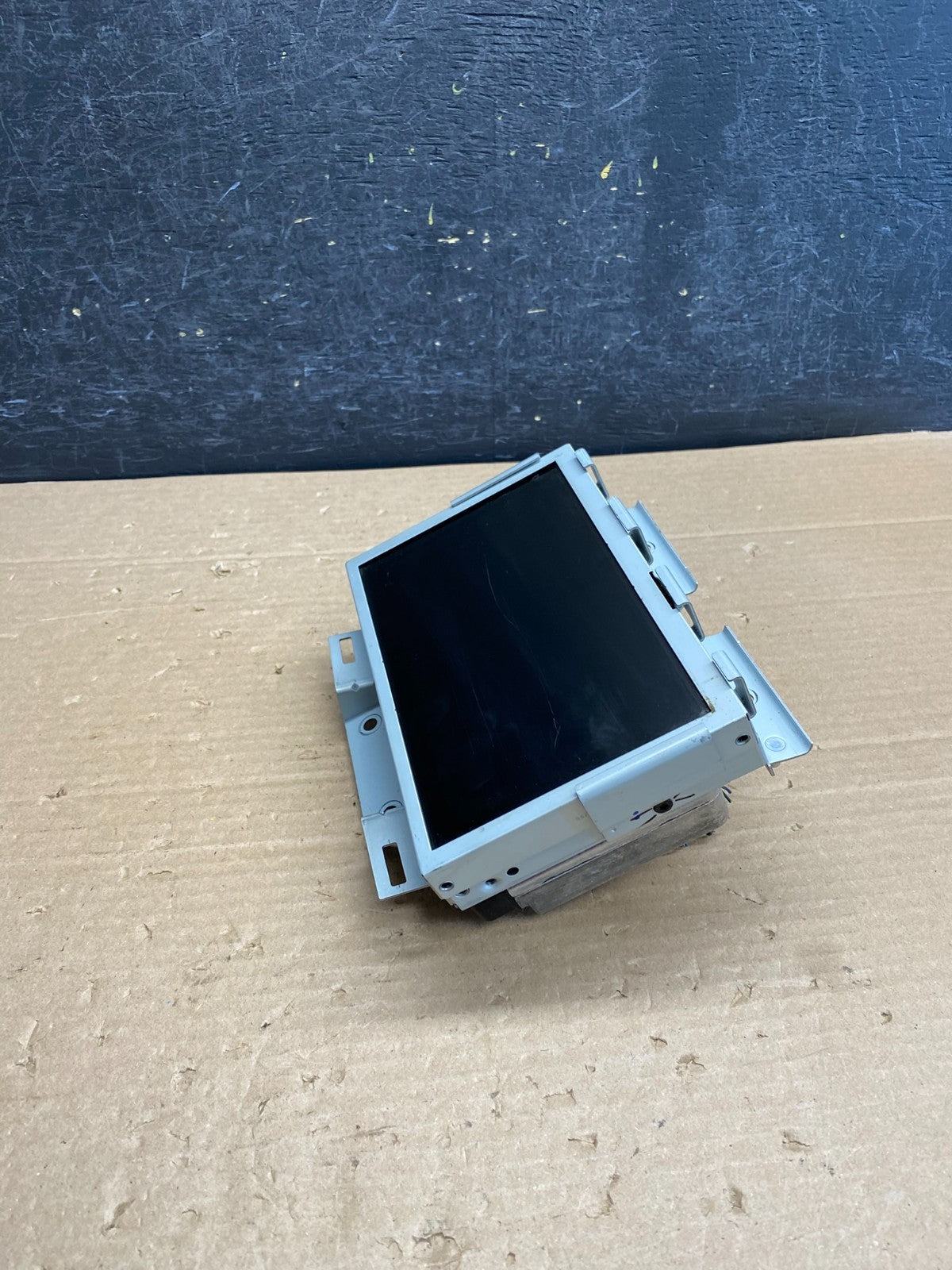 2013 to 2016 Lincoln Mks Navigation Radio Display Screen Module ag6331 DG2