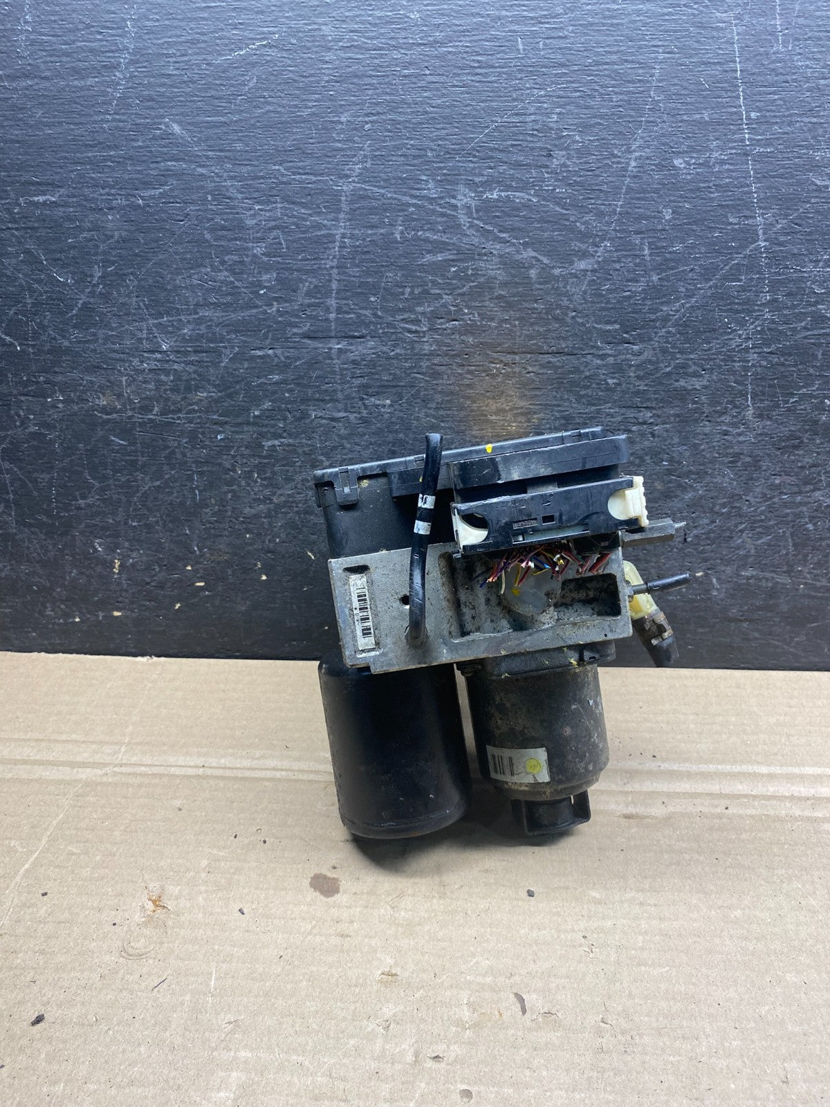 2004 - 2009 Toyota Prius ABS Brake Pump Anti Lock Module AH7597 DG4