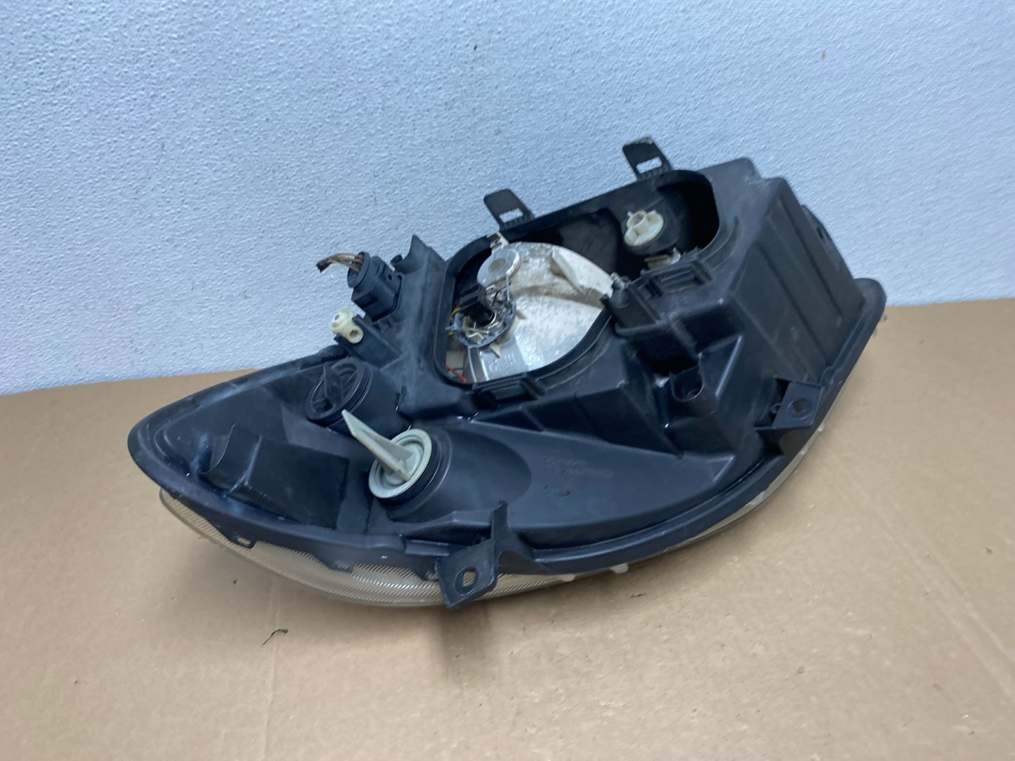 2007 to 2013 Mercedes Sprinter Headlight Right Passenger Halogen AC5622 DW4