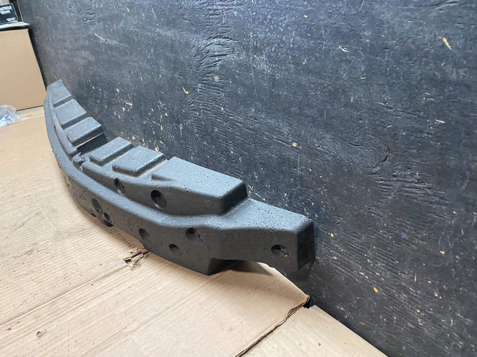 2011 to 2017 Buick Regal Front Center Bumper Absorber 13243353 W4895 DG1