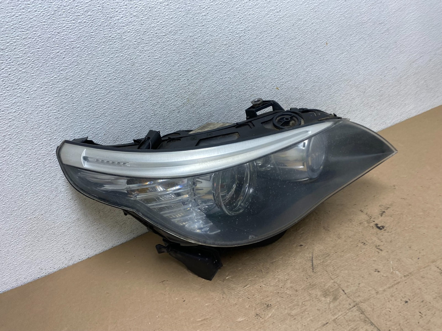 2008 to 2010 Bmw 5 Series 535I 550I AFS Xenon Hid Right Headlight AF5066 DW2