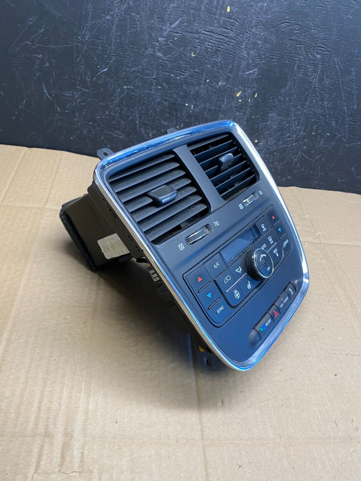 2011-2016 Dodge Grand Caravan Temperature Climate Control AC Heater AC9298 DG1