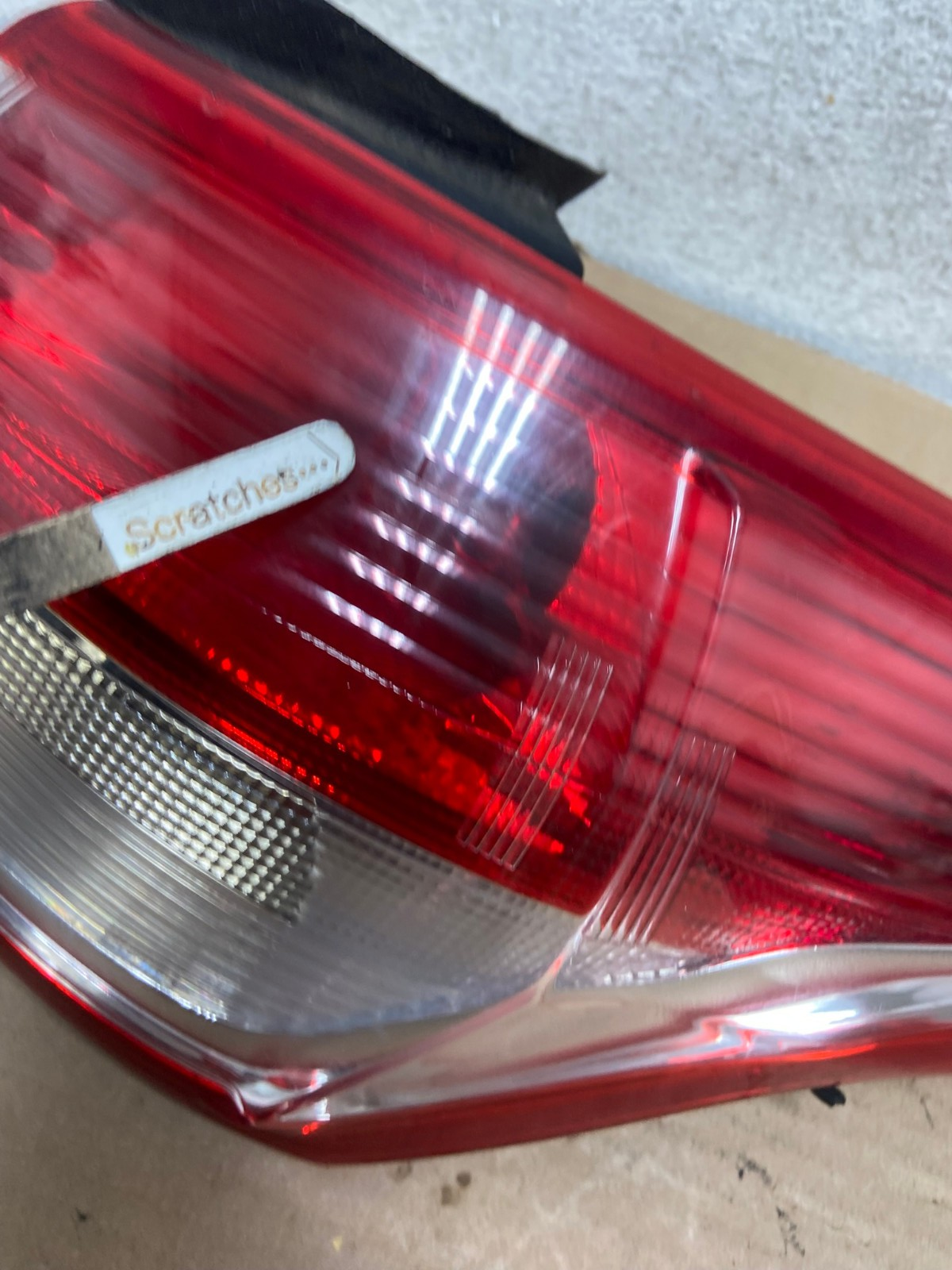 2013 to 2016 Ford Escape Right Passenger RH Side Tail Light AH9405 LK3