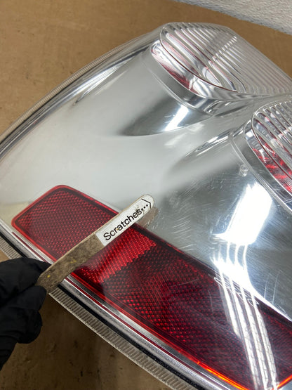 2005 to 2008 Chevrolet Equinox Left Driver Lh Side Tail Light AD1196 LK3