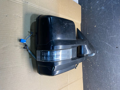 2003 - 2006 GMC Sierra Right Turn Signal Door Mirror AB04990