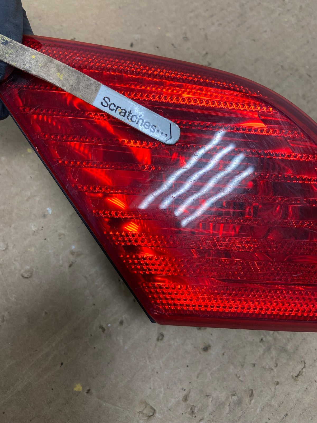 2003 to 2004 Toyota Avalon Left Driver LH Side Inner Tail Light OEM AC1324 LK3