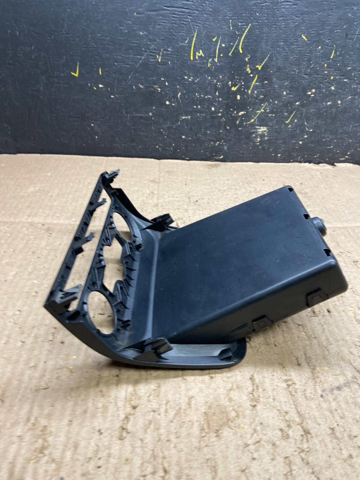 2009-2015 Volkswagen Tiguan Climate Control Bezel Dash Trim Panel y8106 DG2