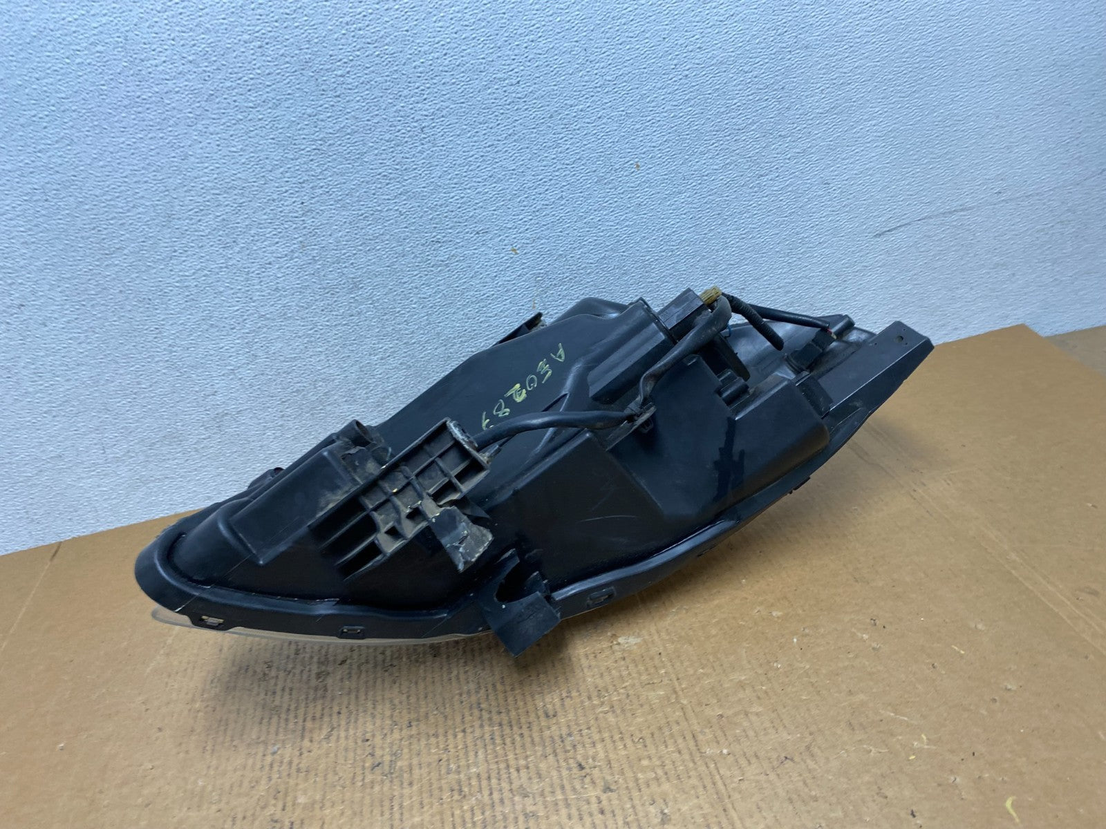 2012 2013 2014 Nissan Versa Sedan Headlight Left Driver LH AE0287 DW7