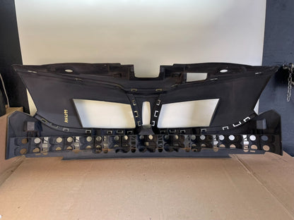 2013 to 2016 Lincoln MKT Grill Grille Support Panel ah6399 DG3
