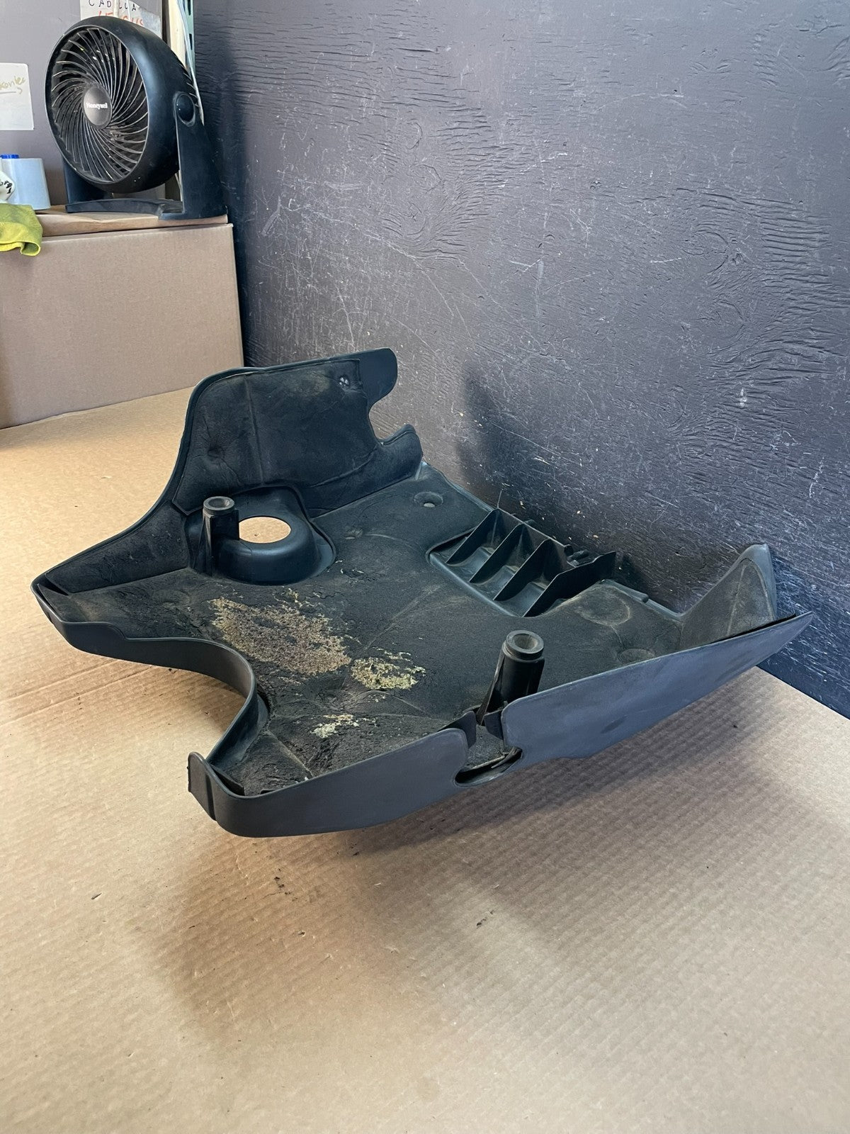 2009 to 2014 Dodge Ram 1500 Hemi 5.7L Engine Motor Cover AF3642 DW4