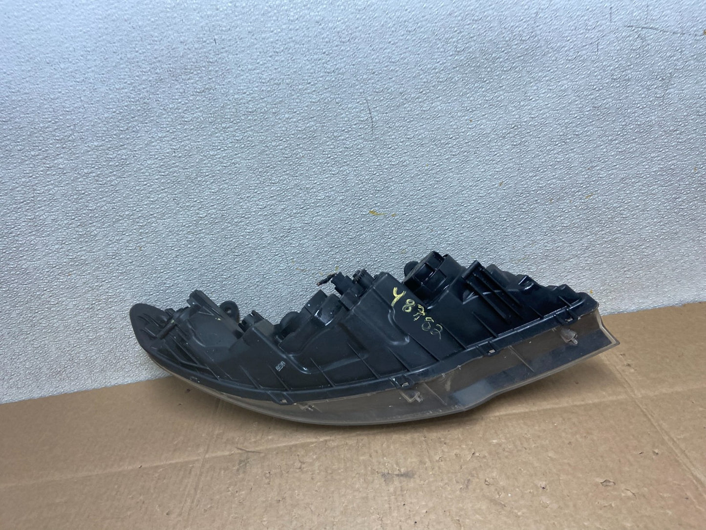 2010 2011 2012 Kia Forte Left Driver Side Headlight Halogen Oem Y8782 DW7