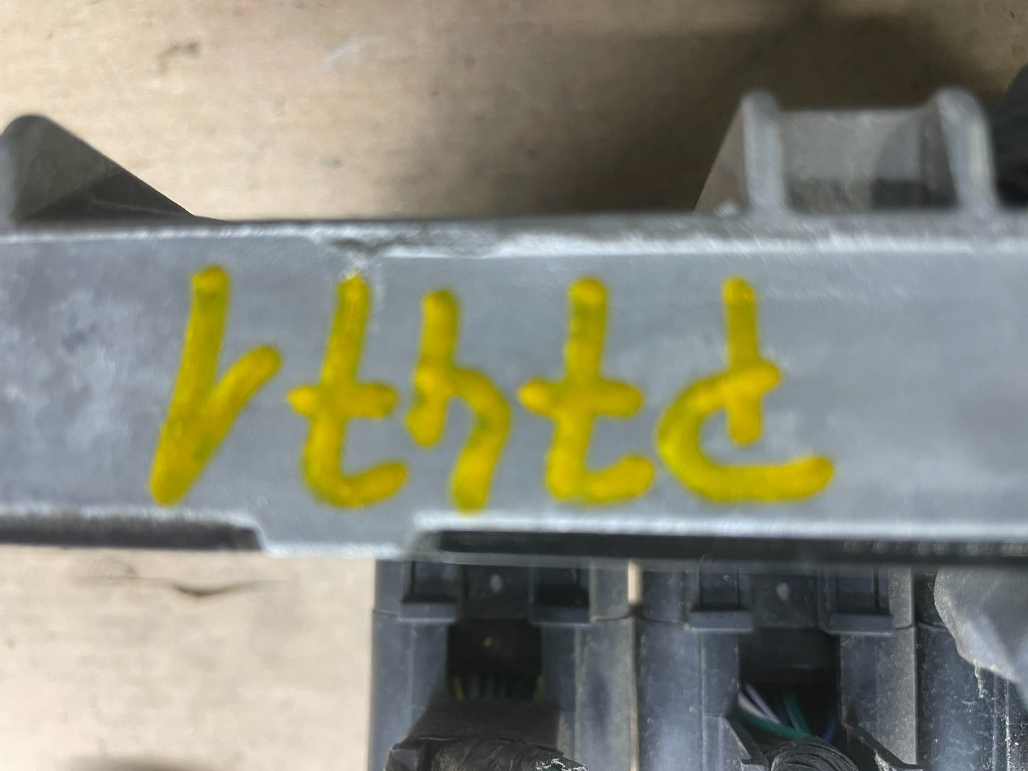2008 2010 Dodge Charger Engine Control Computer p68054120ad ECM P7471 DG3