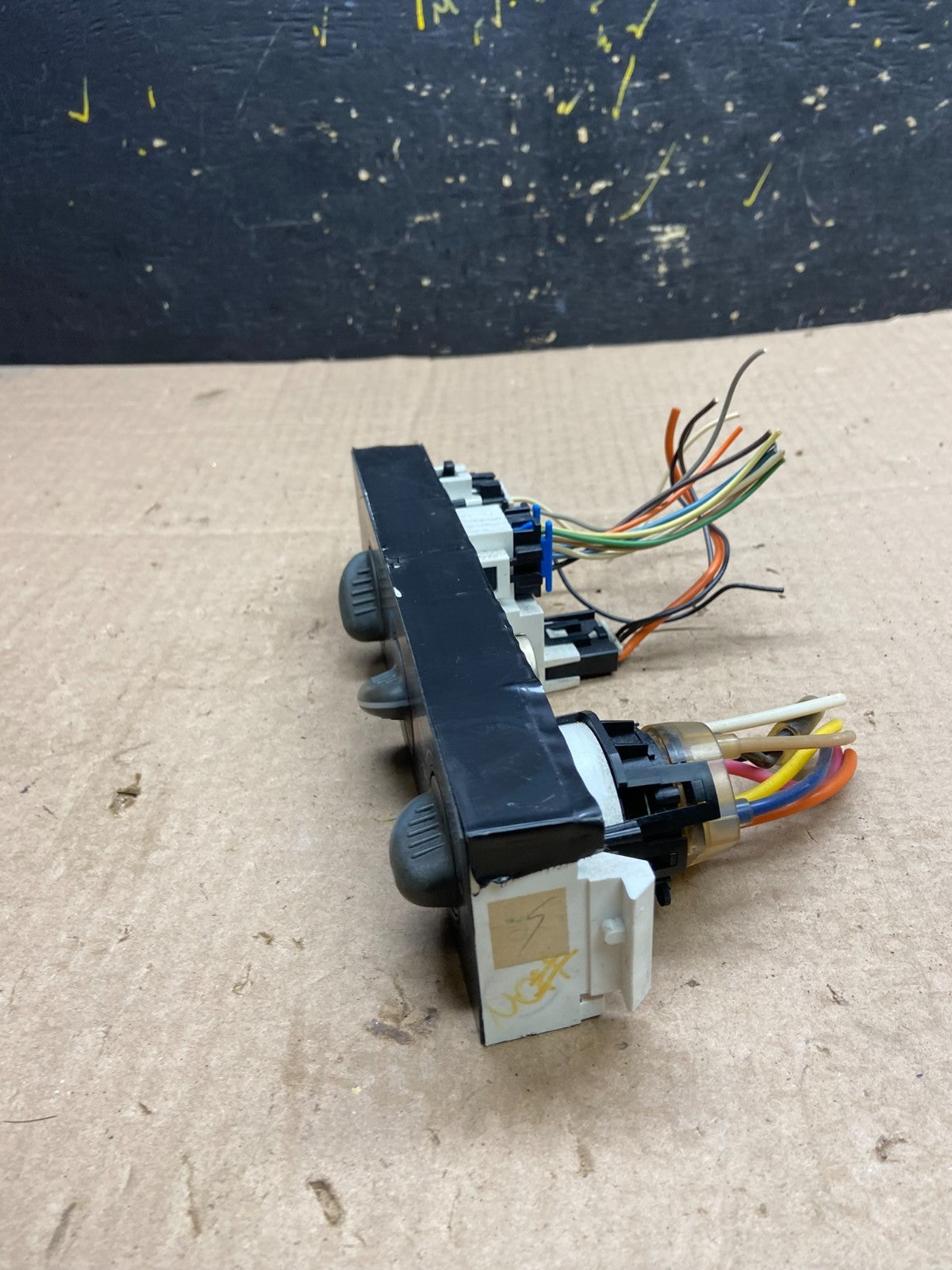 2001 - 2007 GMC Chevrolet Express 1500 Climate Control A/C Z0100 PS2