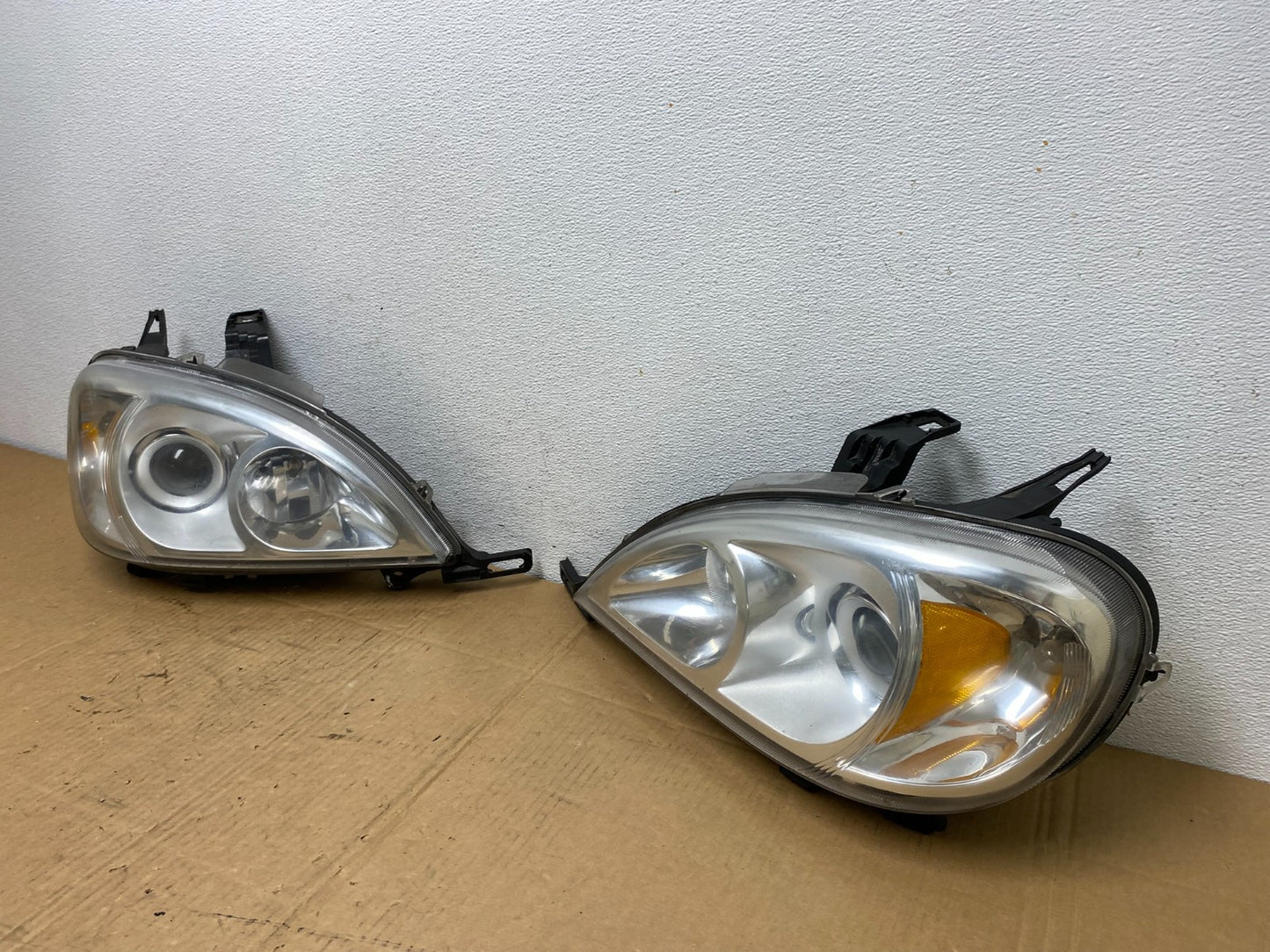 2002 - 2005 Mercedes ML ML350 ML500 Left+Right Side Halogen Headlights AC7628 DW1