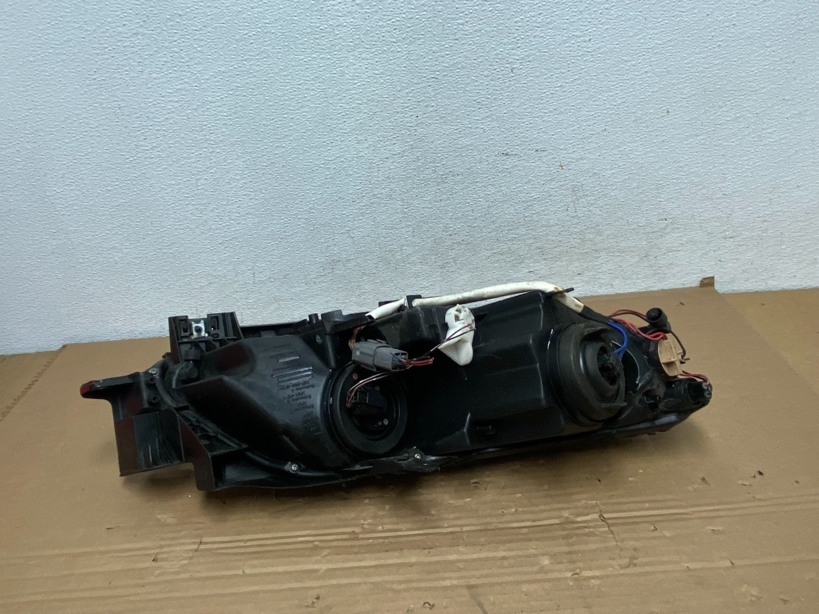 Halogen 2007 2008 2009 Mazda CX-7 Left Driver Headlight AD4246 DW5