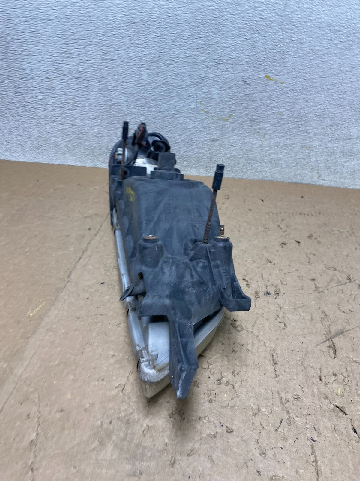 1997 to 1999 Nissan Maxima Left Driver Side Headlight Halogen OEM W9321 DW8