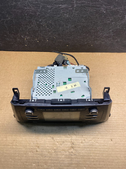 2017 to 2019 Nissan Rogue AM FM XM Radio CD Player Screen Receiver af7842 DG6