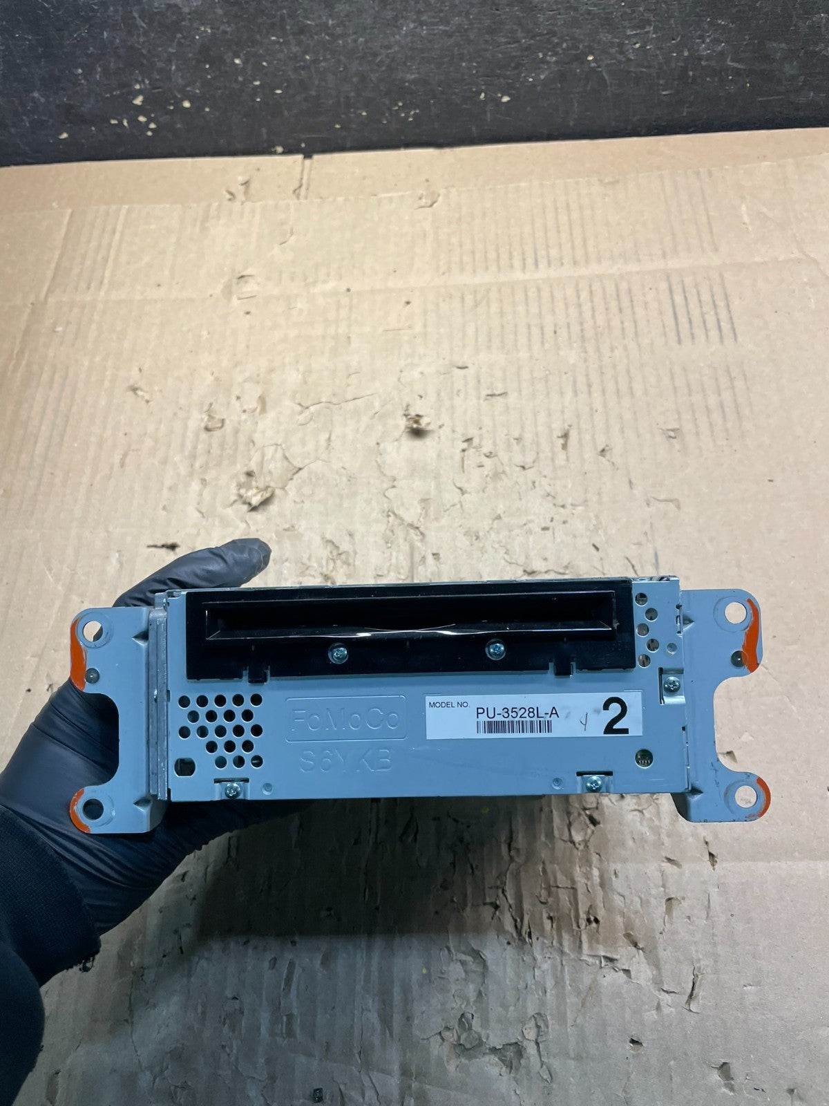 2013 to 2014 Ford Edge AM/FM Radio Reciever OEM w1578 DG0