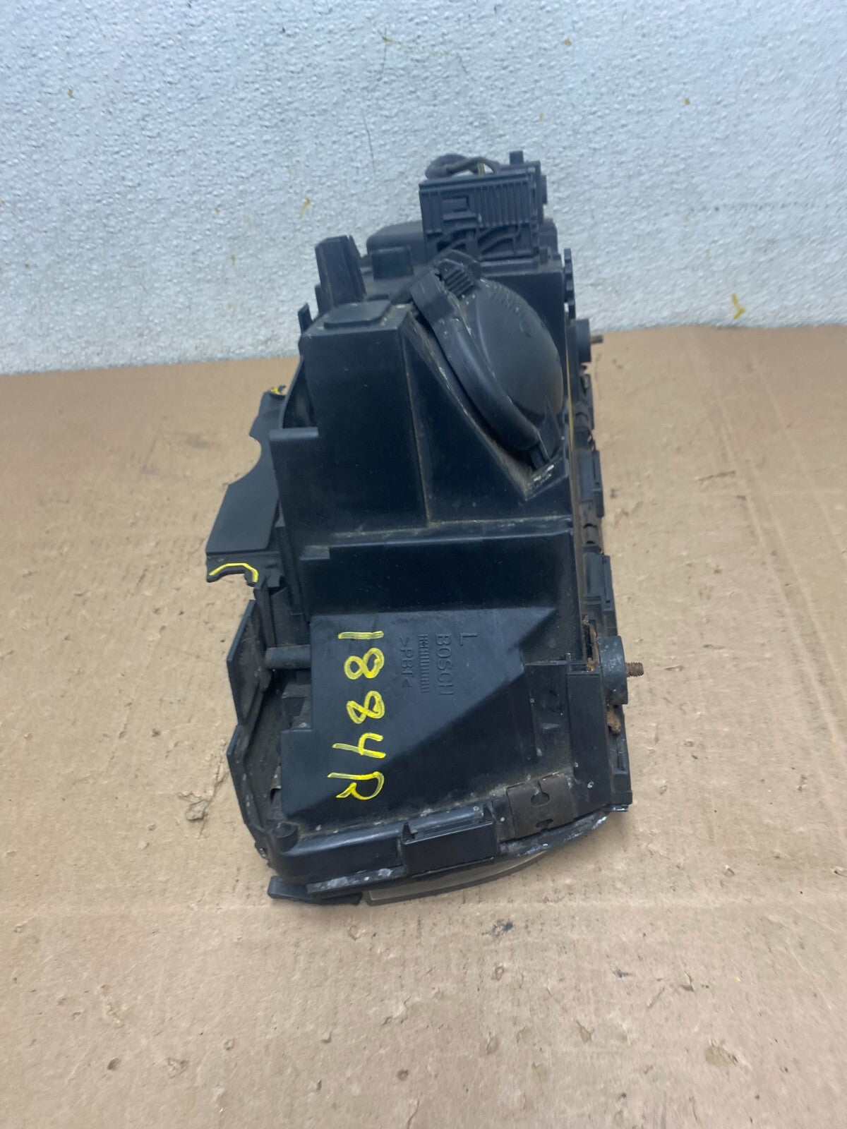 1999-2001 BMW 7 Series E38 740i Halogen Left Driver LH Headlight M2284 DW10