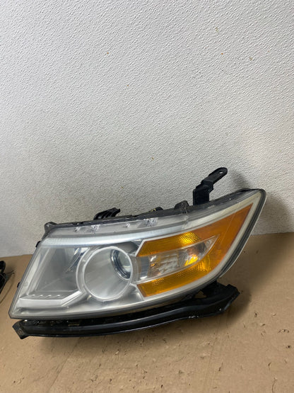 2011 to 2013 Honda Odyssey Front Left Driver LH Headlight Halogen AG5439 DW2
