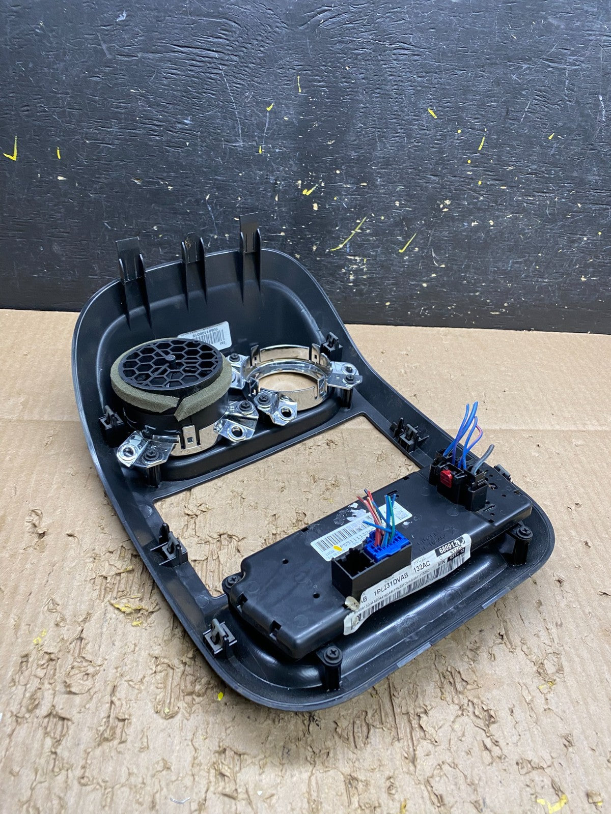 2009-2013 Jeep Patriot Dash Climate Temperature Control Radio Bezel OEM V7473 DG5