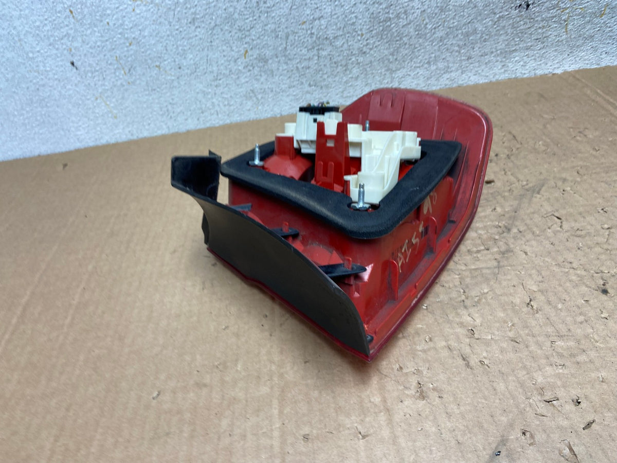 2006 2007 2008 BMW 328i 3 Series Left Driver Lh Side Tail Light AI5598 LK5
