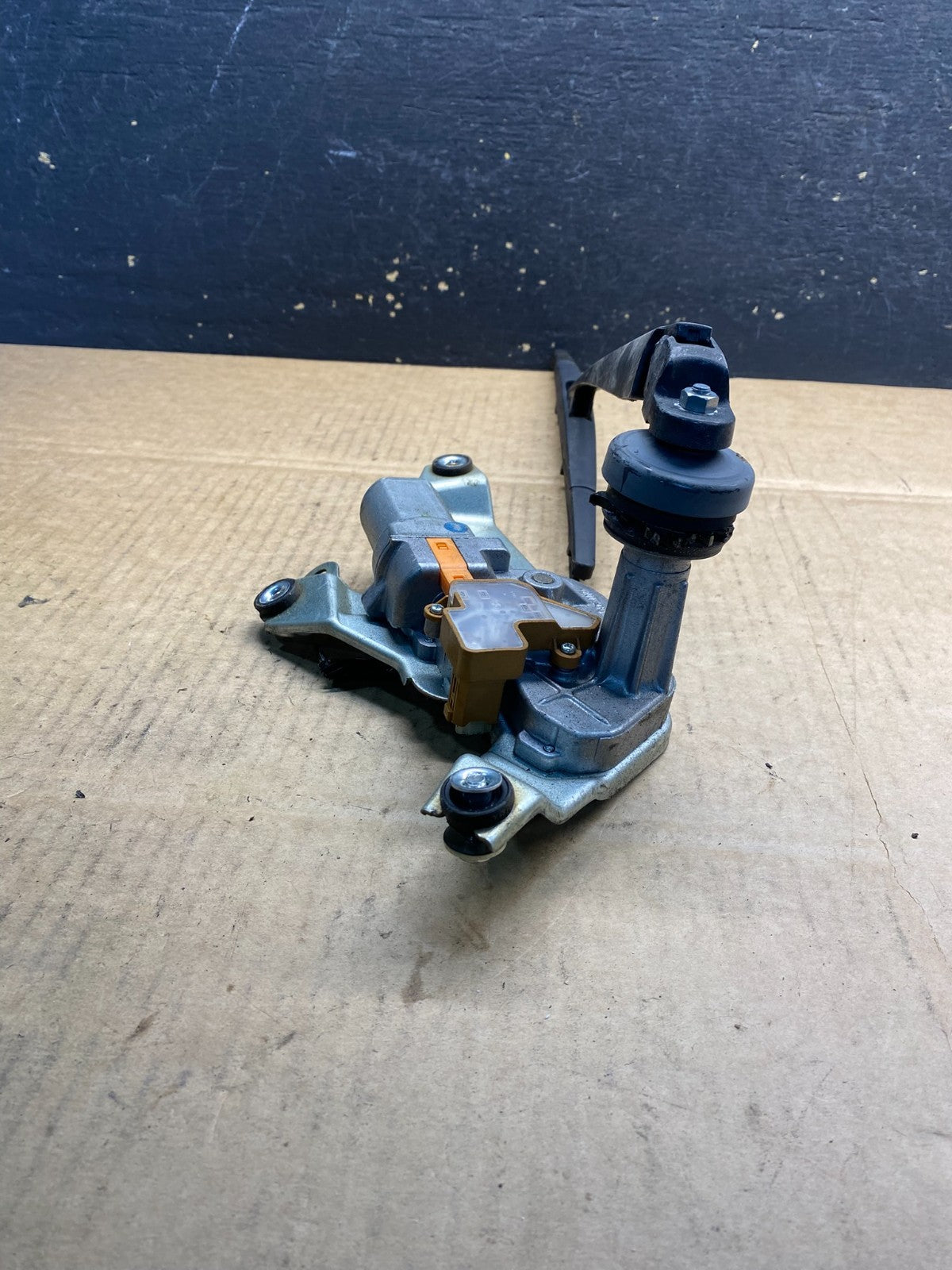 2007 to 2013 Acura Mdx Rear Liftgate Wiper Motor AB40034