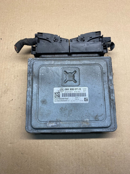 2015 Volkswagen Jetta Passat 2.0L ECM Engine Control Unit ECU ae6282 DG0