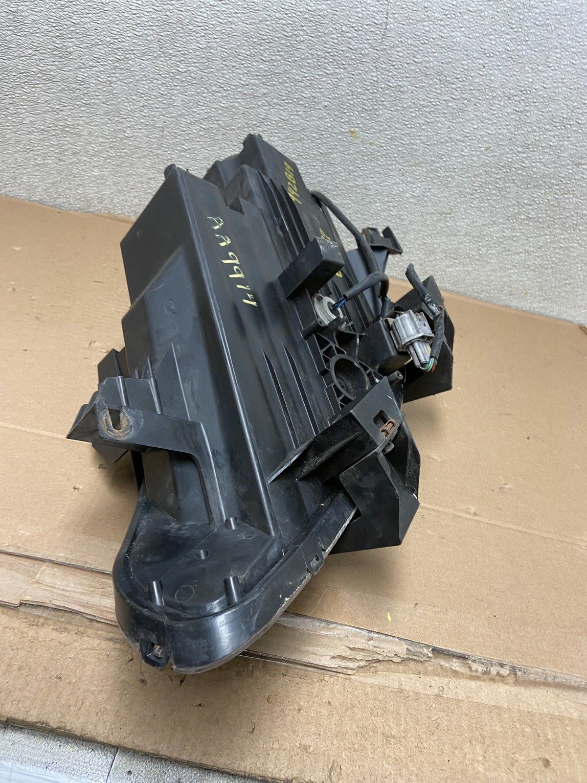2007 - 2009 Mazda Cx9 Cx-9 Right Passenger RH Headlight Halogen Oem AA9914 DW8