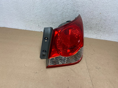 2011 2012 2013 2014 Chevrolet Cruze Right Passinger RH Side Tail Light AG4569 LK2