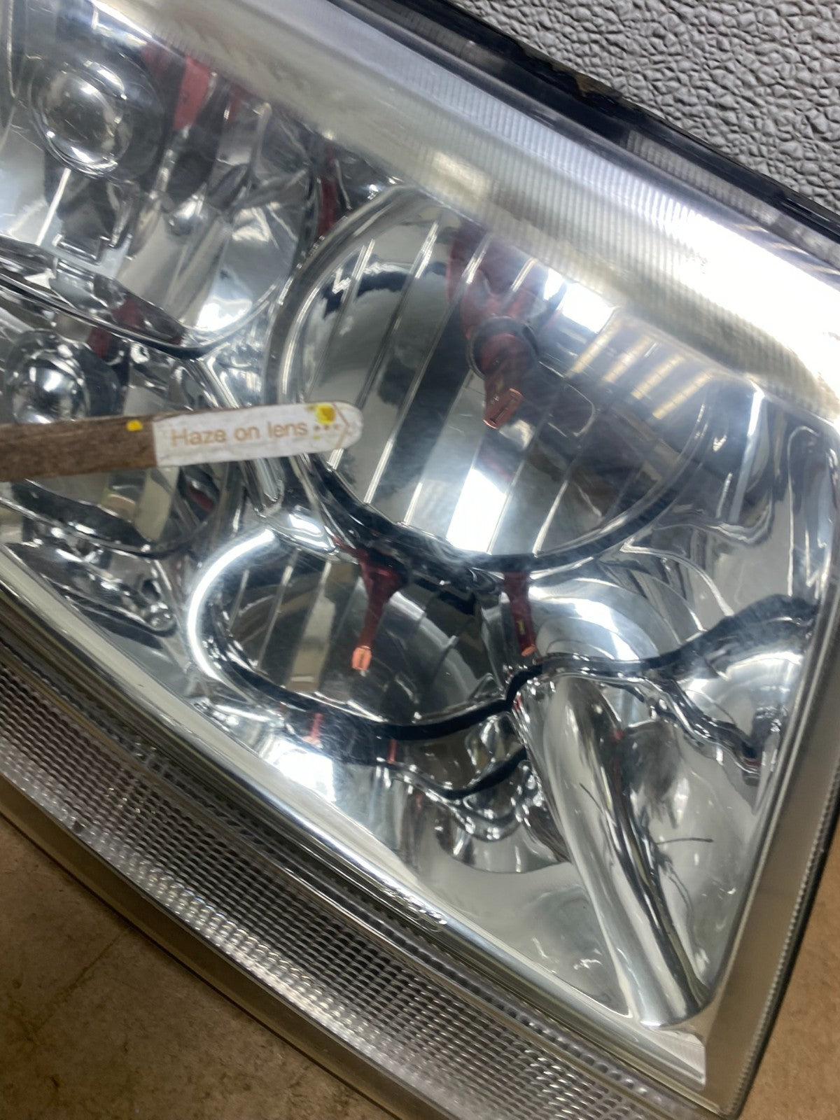 1999 - 2004 Jeep Grand Cherokee Left+Right Set Halogen Headlights X7042 DW7