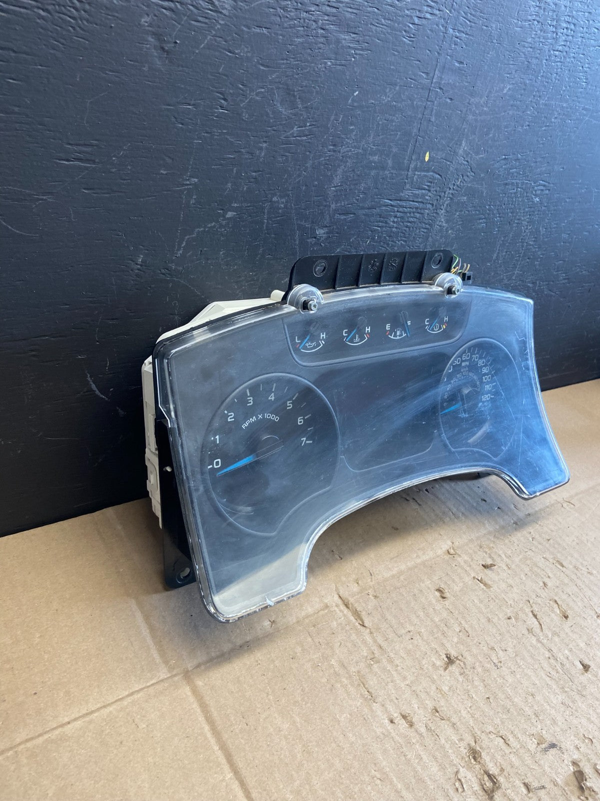 2012 2013 Hyundai Azera Instrument Speedometer Cluster Gauge AB9729  DG2
